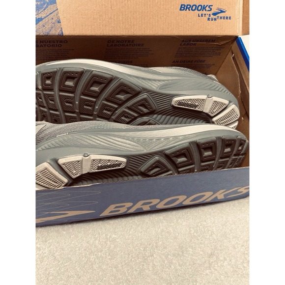 Brooks Ghost 17 Men\'s Running Shoes Size 9 D (M) Primer Gray/Oyster Mushroom NIB